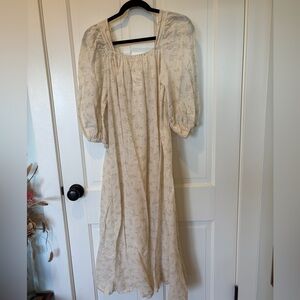 Monbebe Cream Floral Maxi Dress